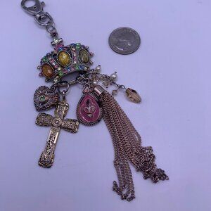 🐱 5 for $10. Gold Crown Key ring 5 1/2" Long w/Colored Stones